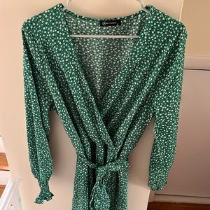 Perfect for Spring! Green Pretty Garden XL Long Sleeve Maxi Dress